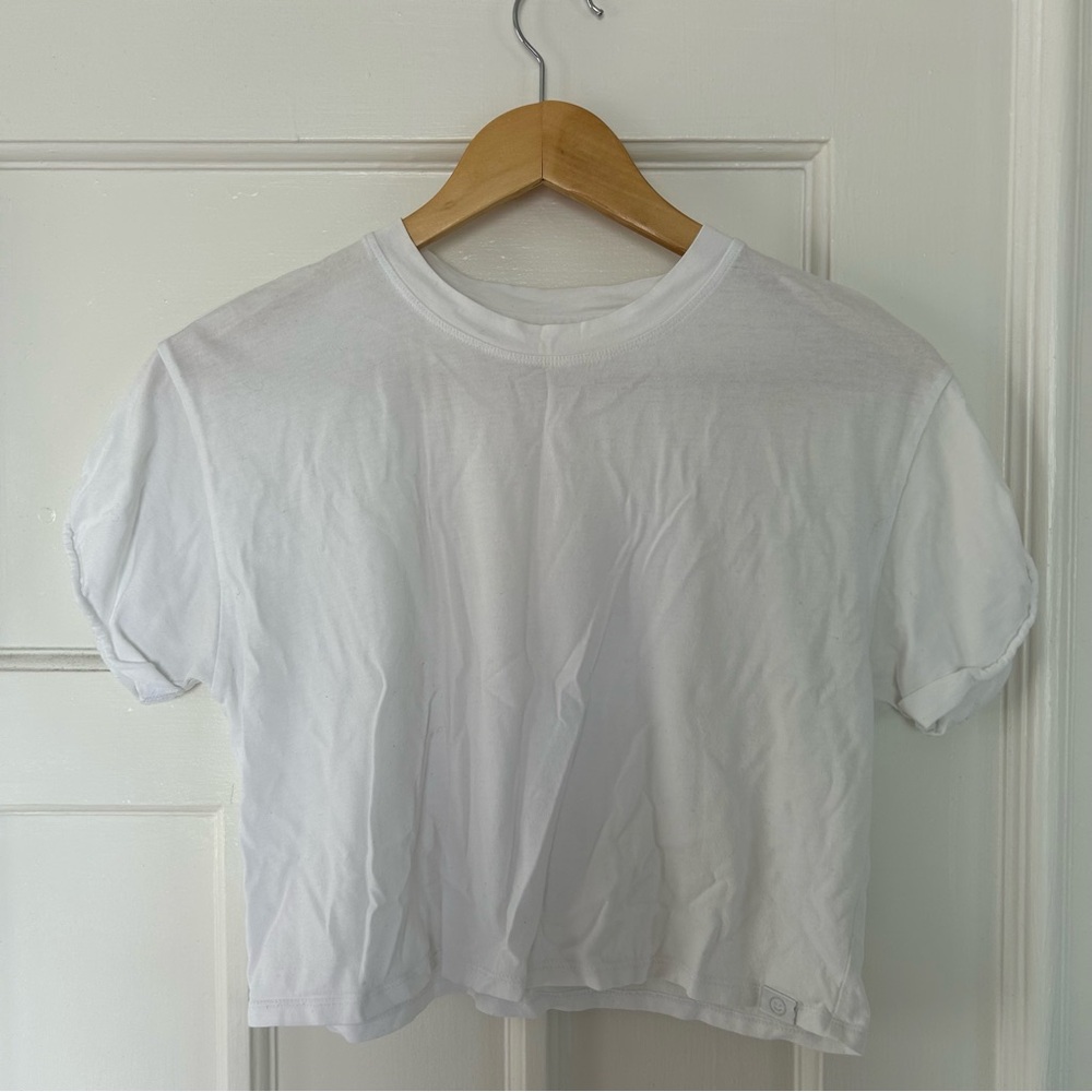 Hollister Cropped White Tee